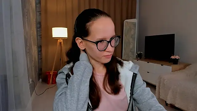 BettyBrowni online show from 09.16.25