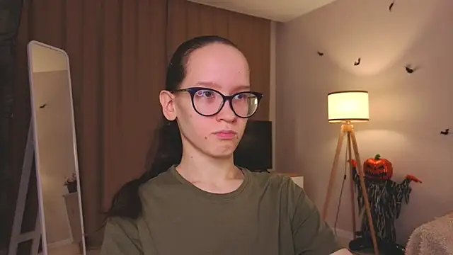 BettyBrowni online show from 12.05.25