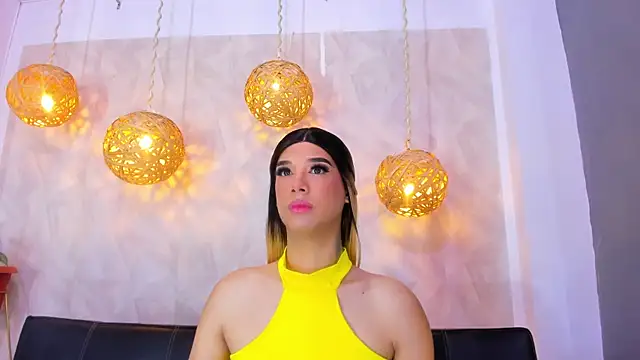 victoria aleia  online show from 01.18.25