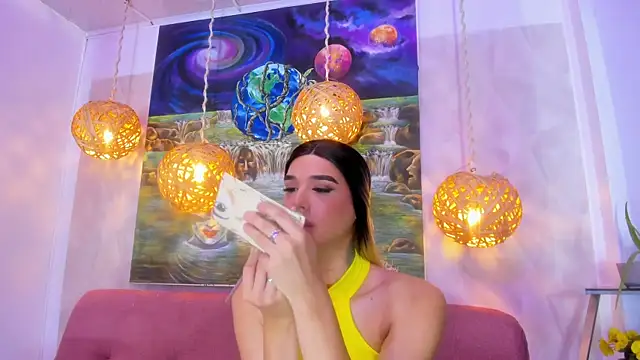 victoria aleia  online show from 03.21.25