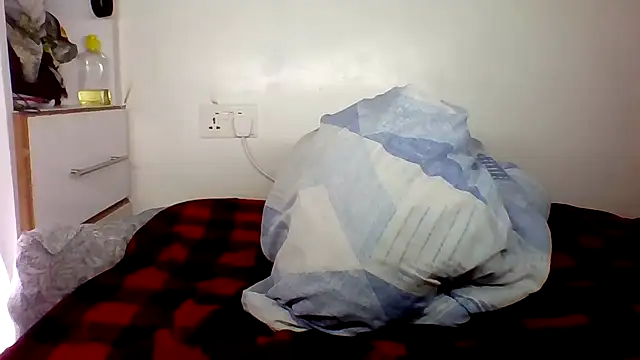 Precious Diva online show from 10.26.25