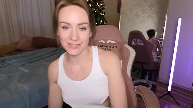 VeronicaRoss online show from 12.12.24