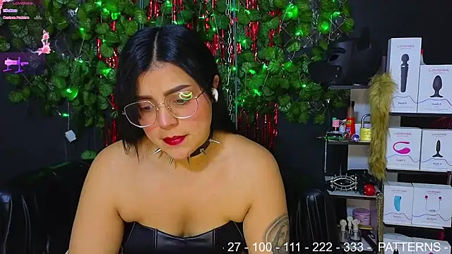 Sweett Mollyy online show from 02.11.26