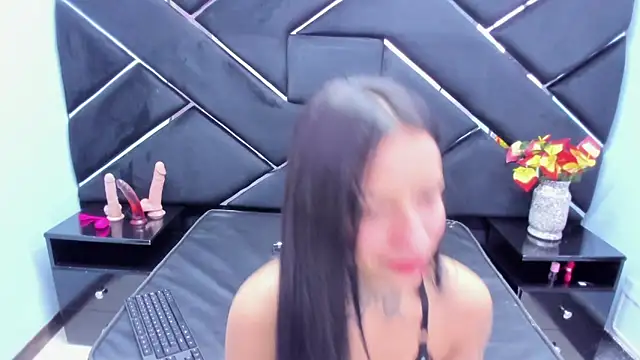 ChloeRosey online show from 10.31.25