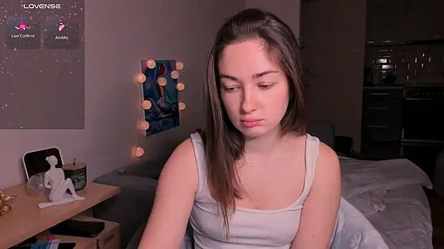 Snapshot of cClandesTina chatting on 12.31.24 cClandesTina online show from 12.31.24