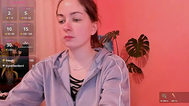 Snapshot of cClandesTina chatting on 03.10.25 cClandesTina online show from 03.10.25