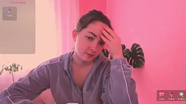 Snapshot of cClandesTina chatting on 03.22.25 cClandesTina online show from 03.22.25