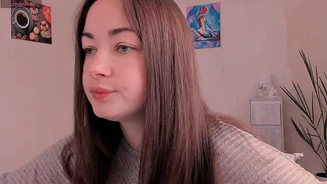 Snapshot of cClandesTina chatting on 10.16.25 cClandesTina online show from 10.16.25