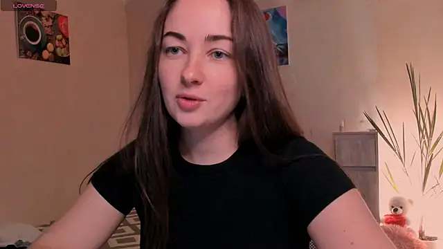 cClandesTina online show from 11.23.25