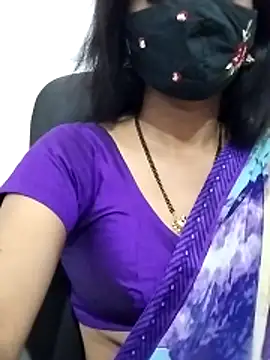 Snapshot of Triveni-Lovely chatting on 05.11.26 Triveni-Lovely online show from 05.11.26
