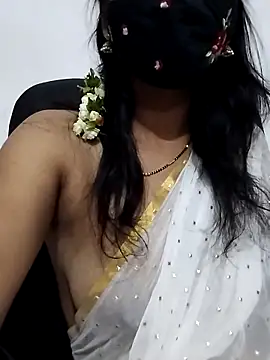 Snapshot of Triveni-Lovely chatting on 05.11.26 Triveni-Lovely online show from 05.11.26