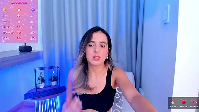 Lucyortiz  online show from 01.28.25