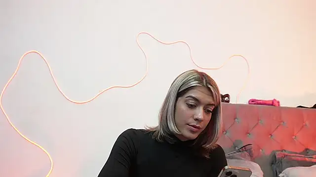 Snapshot of tay_ler3 chatting on 12.02.24 tay ler3 online show from 12.02.24