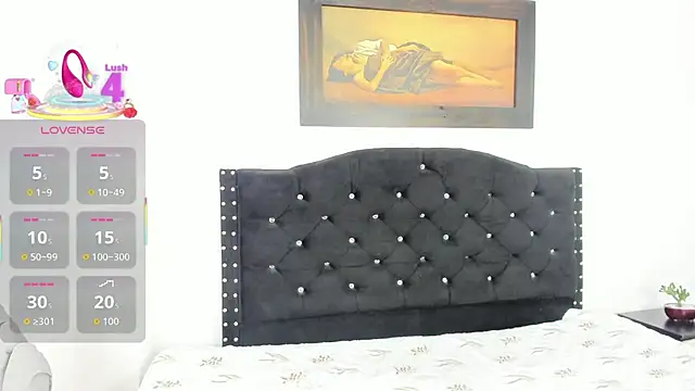 Snapshot of Alexandra_Torress chatting on 11.13.25 Alexandra Torress online show from 11.13.25