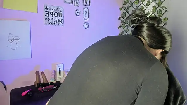 Amy hoy69 online show from 11.26.25