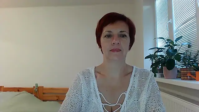 Snapshot of LoraLoraMay chatting on 09.20.25 LoraLoraMay online show from 09.20.25
