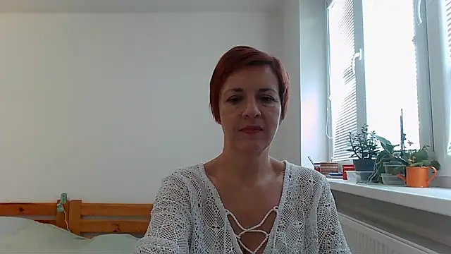 Snapshot of LoraLoraMay chatting on 10.12.25 LoraLoraMay online show from 10.12.25