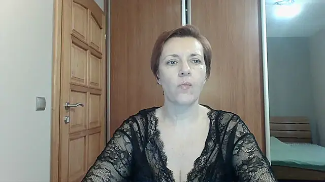 Snapshot of LoraLoraMay chatting on 01.19.26 LoraLoraMay online show from 01.19.26