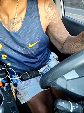 3prettyboy3 online show from 10.31.25