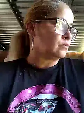 Snapshot of natally_ross21 chatting on 05.07.26 natally ross21 online show from 05.07.26