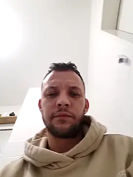 Snapshot of Chriso0007 chatting on 10.17.25 Chriso0007 online show from 10.17.25