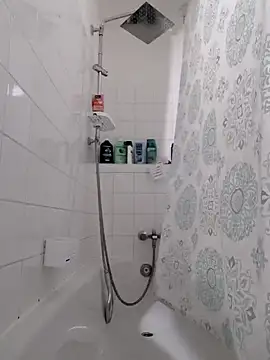 Snapshot of Chriso0007 chatting on 11.27.25 Chriso0007 online show from 11.27.25