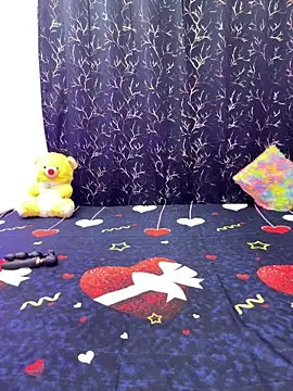 Snapshot of beauty_alina chatting on 09.16.25 beauty alina online show from 09.16.25