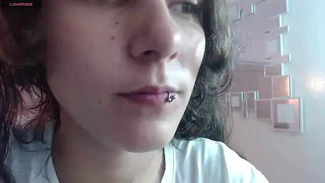 xlunna online show from 01.10.25