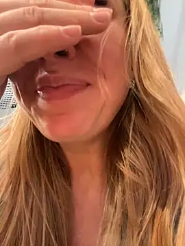 Sweet   Emily online show from 01.19.25