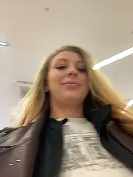 Sweet   Emily online show from 10.16.25