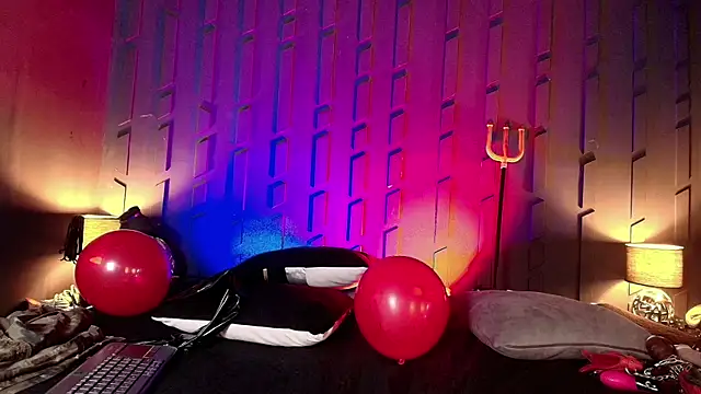 MorganaCrowley online show from 02.17.25