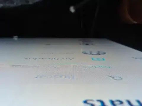 Amy Walker online show from 12.08.24