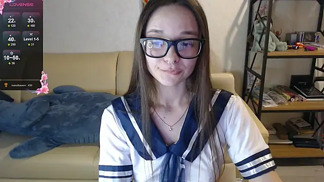 Snapshot of Amarieni chatting on 12.19.24 Amarieni online show from 12.19.24