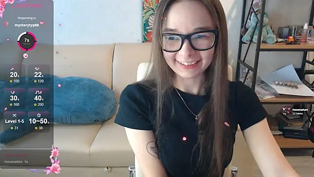 Snapshot of Amarieni chatting on 12.27.24 Amarieni online show from 12.27.24