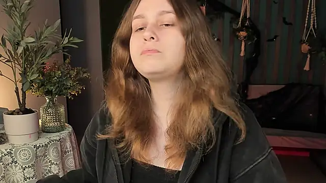 FioraMarmoris online show from 10.20.25