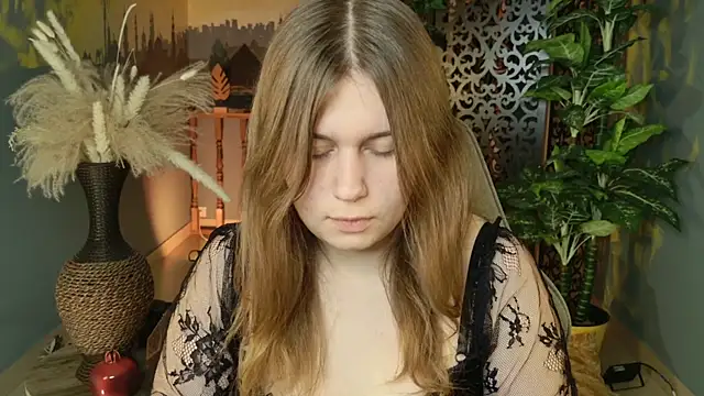 FioraMarmoris online show from 11.21.25