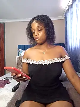 Queen-Chocolate online show from 02.02.25