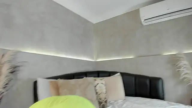 Nicol Lopez 1 online show from 10.27.25