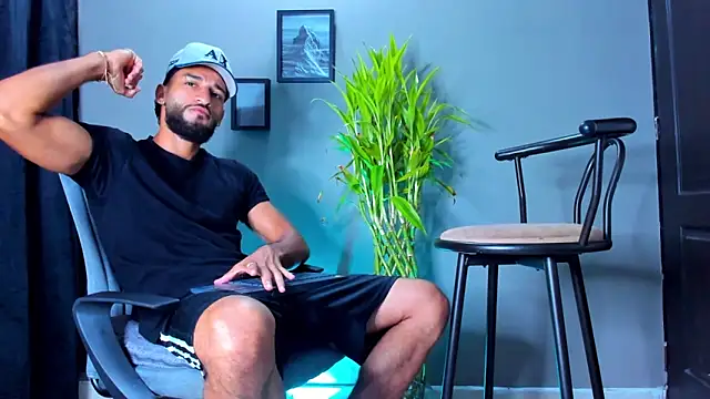 Snapshot of Damian_022 chatting on 03.29.26 Damian 022 online show from 03.29.26