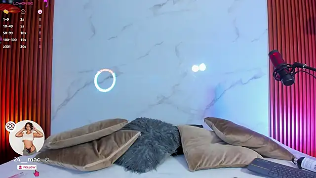 amelie leigh online show from 12.23.24