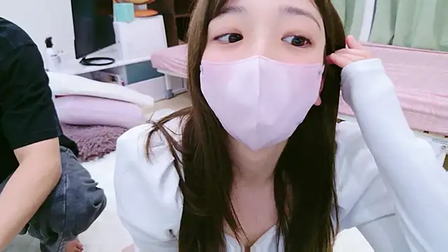 Snapshot of HaruruHappy chatting on 04.12.26 HaruruHappy online show from 04.12.26