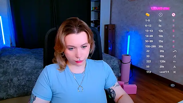 Snapshot of Blueberry-baby chatting on 12.07.24 Blueberry-baby online show from 12.07.24