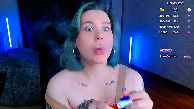 Snapshot of Blueberry-baby chatting on 03.17.25 Blueberry-baby online show from 03.17.25