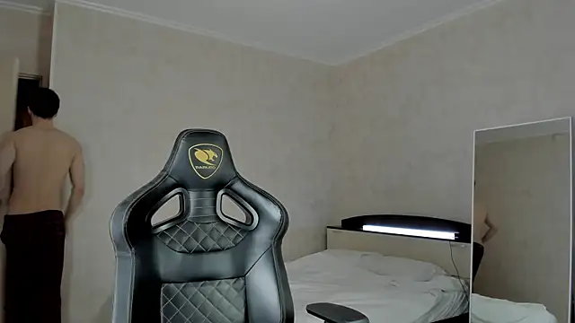 MasonWarholl online show from 02.10.25