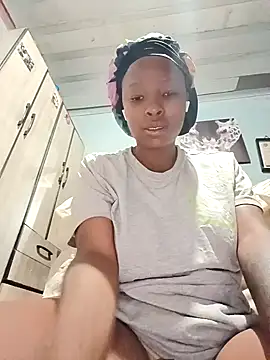 Snapshot of Mayo01_ chatting on 12.04.24 Mayo01 online show from 12.04.24