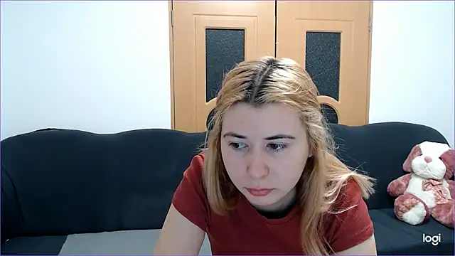 Snapshot of VioletaFlower7 chatting on 03.04.25 VioletaFlower7 online show from 03.04.25