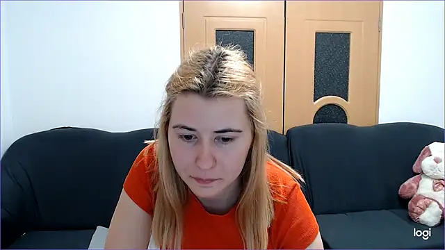 Snapshot of VioletaFlower7 chatting on 03.07.25 VioletaFlower7 online show from 03.07.25