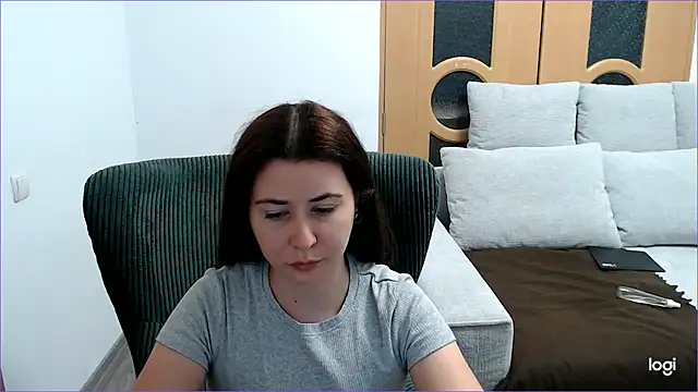 Snapshot of VioletaFlower7 chatting on 10.06.25 VioletaFlower7 online show from 10.06.25