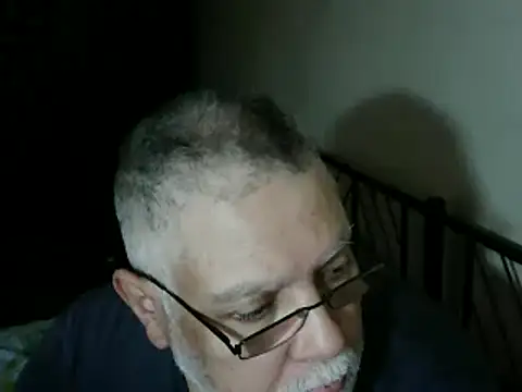 100Tauros online show from 10.25.25