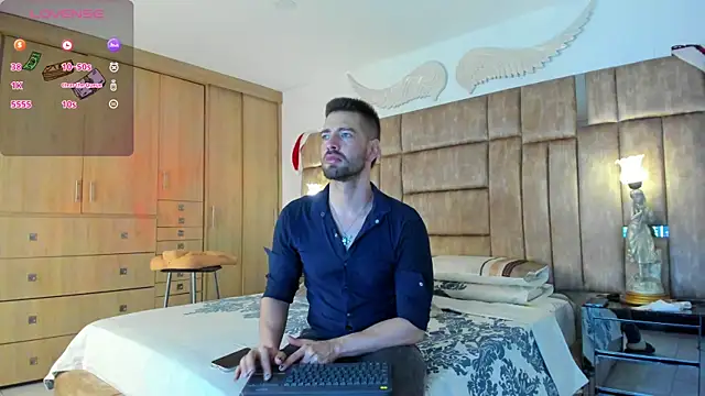 Snapshot of petterwilly1 chatting on 01.11.25 petterwilly1 online show from 01.11.25